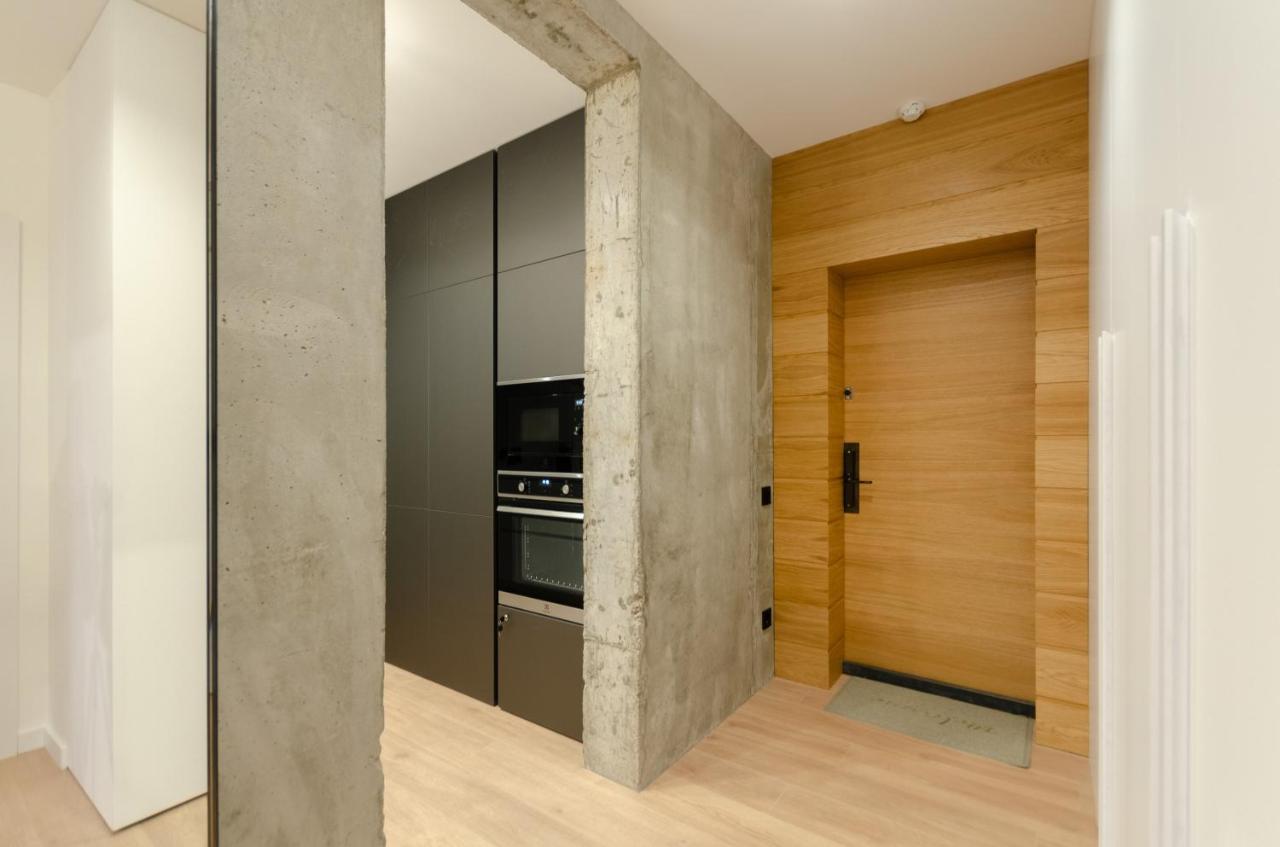 Petrovdom 12-95 Loft Apartments At Rc Kvartet, 16Г Vasyl Lypkivskyi Street Kiev Eksteriør billede