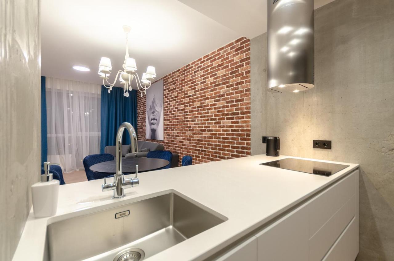 Petrovdom 12-95 Loft Apartments At Rc Kvartet, 16Г Vasyl Lypkivskyi Street Kiev Eksteriør billede