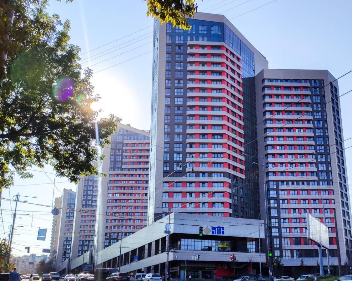 Petrovdom 12-95 Loft Apartments At Rc Kvartet, 16Г Vasyl Lypkivskyi Street Kiev Eksteriør billede