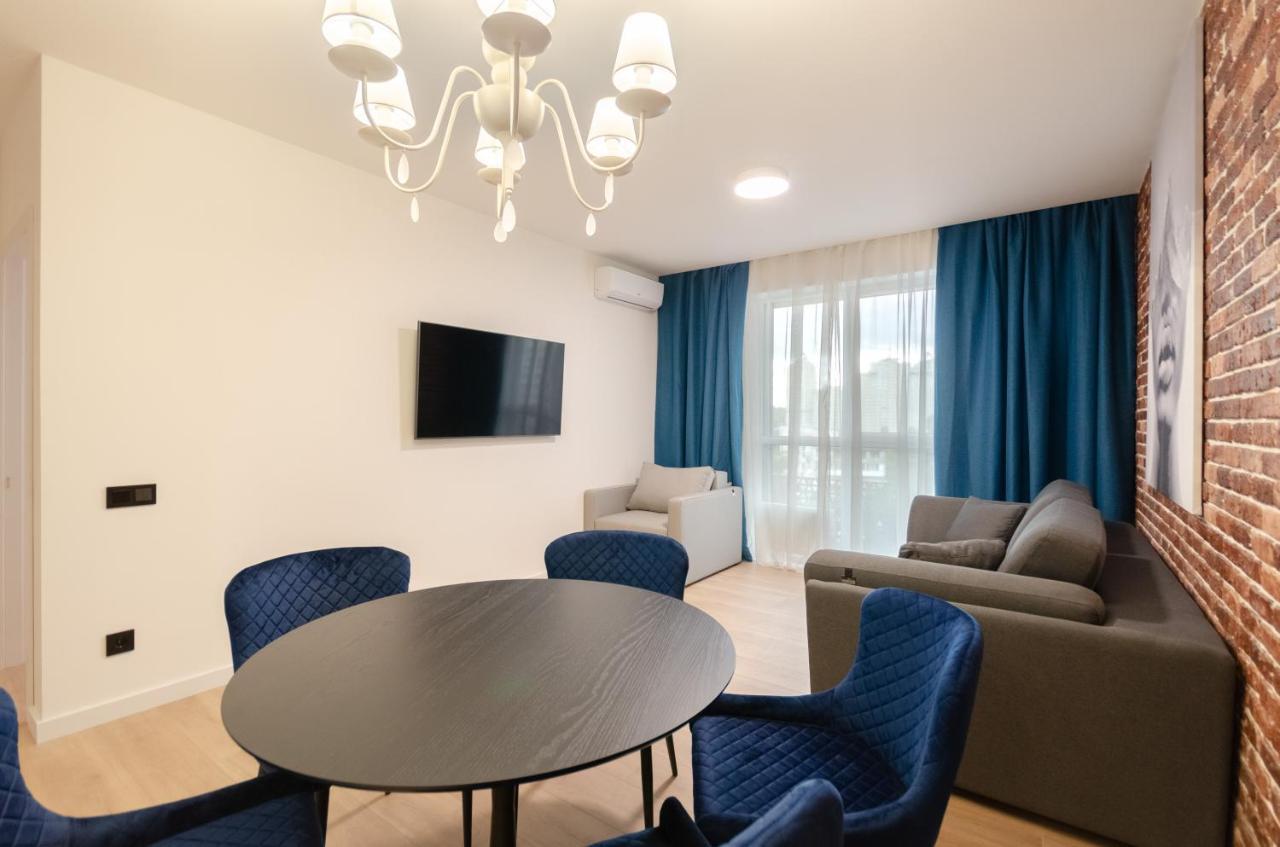 Petrovdom 12-95 Loft Apartments At Rc Kvartet, 16Г Vasyl Lypkivskyi Street Kiev Eksteriør billede