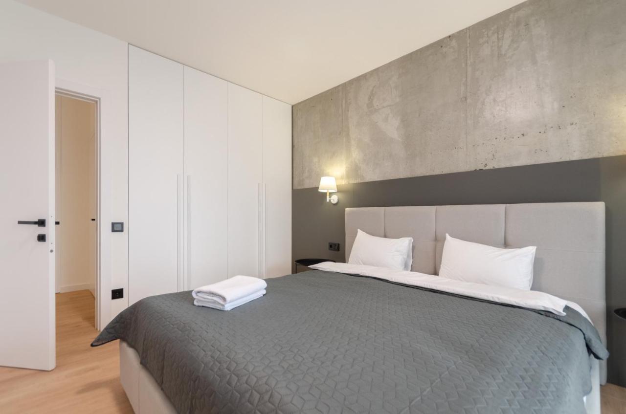 Petrovdom 12-95 Loft Apartments At Rc Kvartet, 16Г Vasyl Lypkivskyi Street Kiev Eksteriør billede